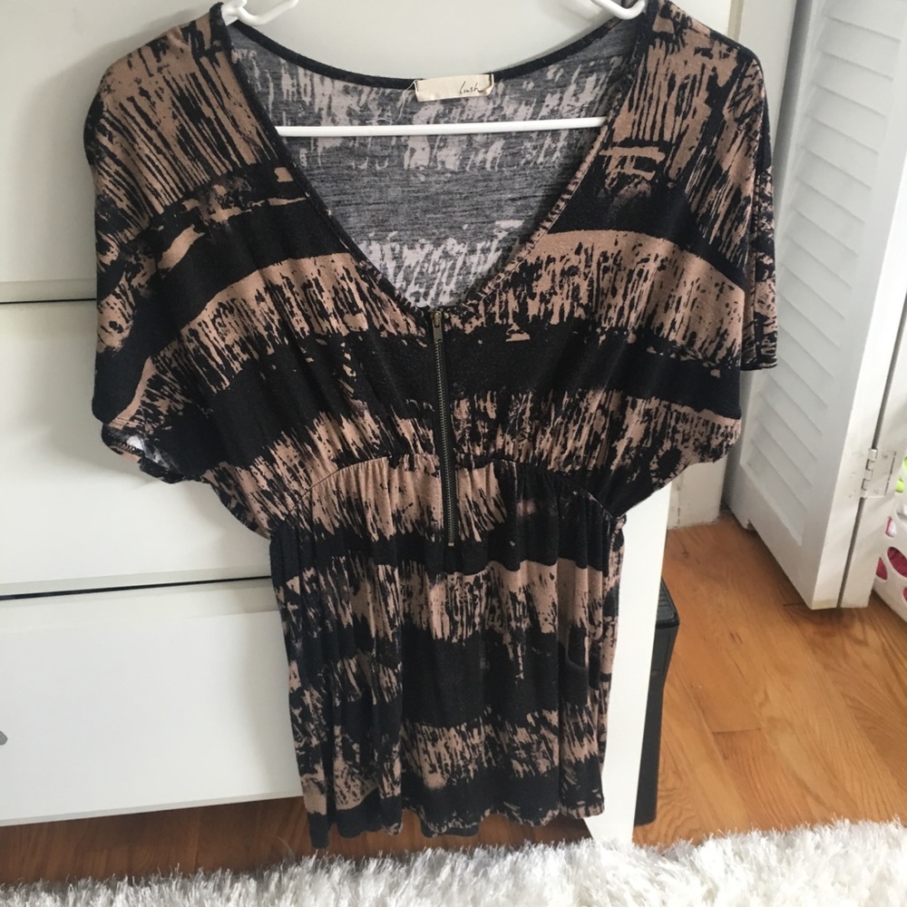 Lush top